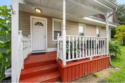 4 Hellers Ln, Jefferson Township, NJ 07849 - Photo 3