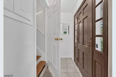 2101 Summit Ter, Linden, NJ 07036 - Photo 3
