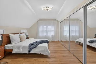 2101 Summit Ter, Linden, NJ 07036 - Photo 15