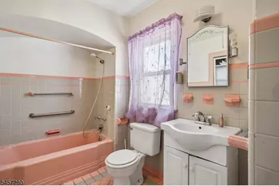 244 Belleview Ter, Hillside, NJ 07205 - Photo 21