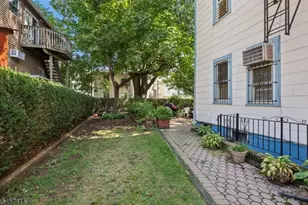 30 Somme St, Newark, NJ 07105 - Photo 33