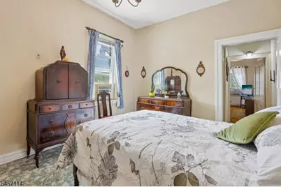 30 Somme St, Newark, NJ 07105 - Photo 31