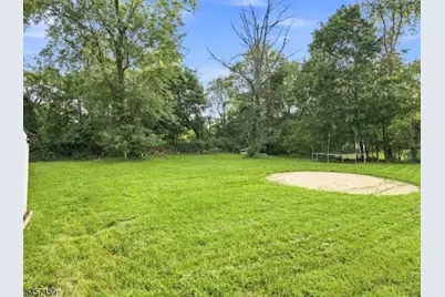 80 Churchill Ave, Franklin Township, NJ 08873 - Photo 17