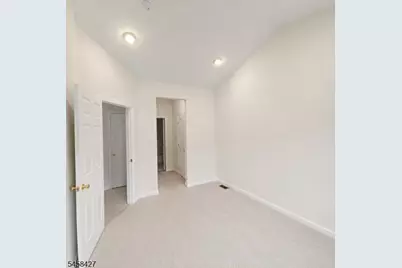 10 Devonshire Dr #141, Clifton, NJ 07013 - Photo 15