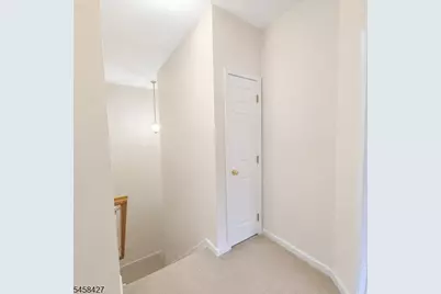 10 Devonshire Dr #141, Clifton, NJ 07013 - Photo 11