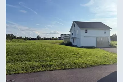 132 Hillsborough Rd, Hillsborough Township, NJ 08844 - Photo 13