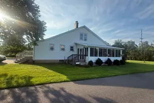 132 Hillsborough Rd, Hillsborough Township, NJ 08844 - Photo 3