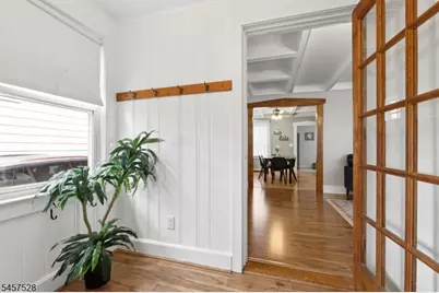 32 Barrington Ave, Clifton, NJ 07011 - Photo 9