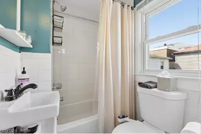 32 Barrington Ave, Clifton, NJ 07011 - Photo 25