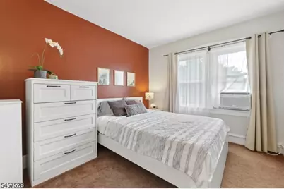 32 Barrington Ave, Clifton, NJ 07011 - Photo 33