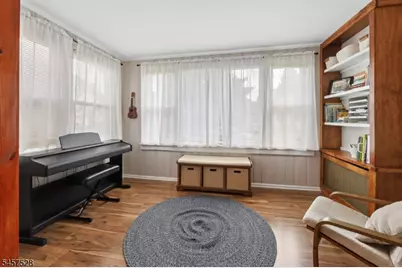 32 Barrington Ave, Clifton, NJ 07011 - Photo 15