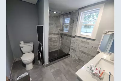 16 Bellevue St, Elizabeth, NJ 07202 - Photo 5