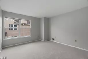 13 Reins Ct, Franklin Township, NJ 08873 - Photo 15
