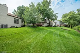 45 Stonegate Dr, Roseland, NJ 07068 - Photo 25