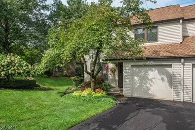 45 Stonegate Dr, Roseland, NJ 07068 - Photo 23