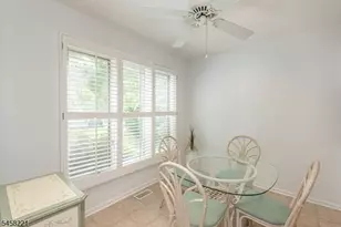 45 Stonegate Dr, Roseland, NJ 07068 - Photo 7
