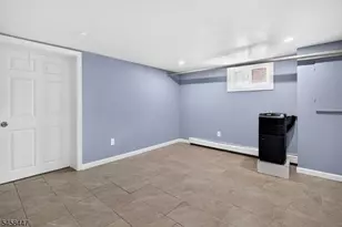 226 N 3rd Ave, Manville, NJ 08835 - Photo 19