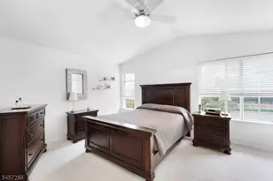 11 Ashley Ct, Bedminster Township, NJ 07921 - Photo 13