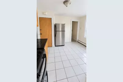 222 Osborne Ter, Newark, NJ 07112 - Photo 7
