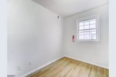 762 Summer Ave, Newark, NJ 07104 - Photo 9