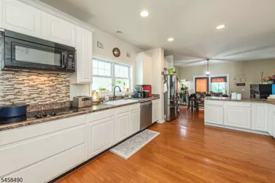 46 Decker Ave, Butler, NJ 07405 - Photo 5