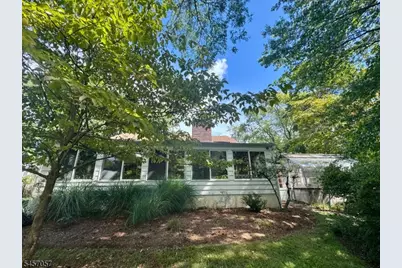 5 Oakura Ln, Bedminster Township, NJ 07921 - Photo 5