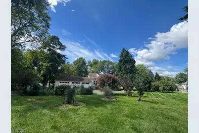 5 Oakura Ln, Bedminster Township, NJ 07921 - Photo 3