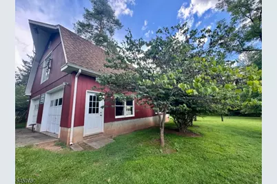 5 Oakura Ln, Bedminster Township, NJ 07921 - Photo 13