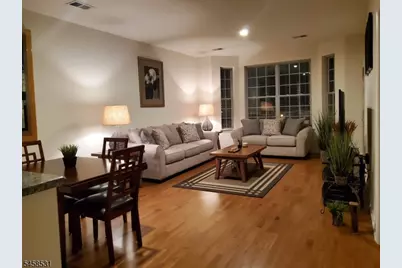 4148 Cory Ln #4148, Elmwood Park, NJ 07407 - Photo 3