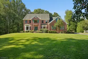 15 Victoria Ln, Morris Township, NJ 07960 - Photo 1