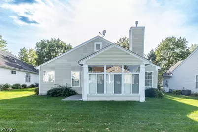 6 Weybourne Ln, White Township, NJ 07823 - Photo 5