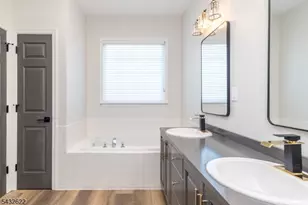 6 Weybourne Ln, White Township, NJ 07823 - Photo 25