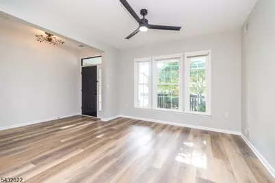 6 Weybourne Ln, White Township, NJ 07823 - Photo 7
