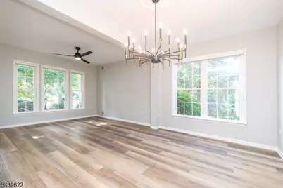 6 Weybourne Ln, White Township, NJ 07823 - Photo 9