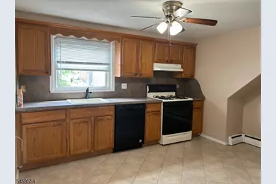 38 Rudolph Ave #2, Elmwood Park, NJ 07407 - Photo 5