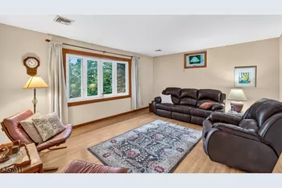 75 E Mountain Rd, Hillsborough Township, NJ 08844 - Photo 5