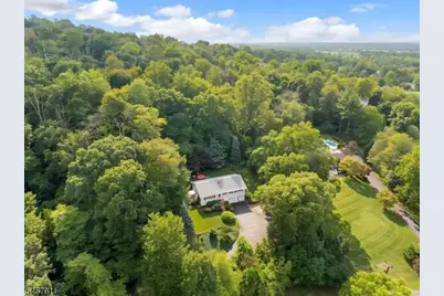 75 E Mountain Rd, Hillsborough Township, NJ 08844 - Photo 31