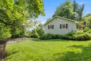 75 E Mountain Rd, Hillsborough Township, NJ 08844 - Photo 29