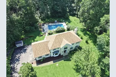 19 Woodfield Rd, Green Township, NJ 07821 - Photo 1