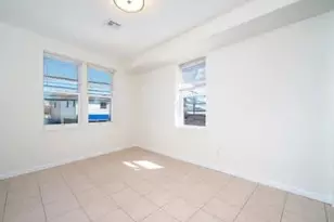 613 Ridge Rd, Lyndhurst Township, NJ 07071 - Photo 3