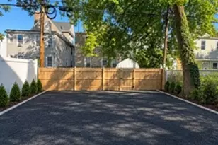196 Amherst St, East Orange, NJ 07018 - Photo 3