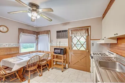 1041 Richard Blvd, Rahway, NJ 07065 - Photo 11