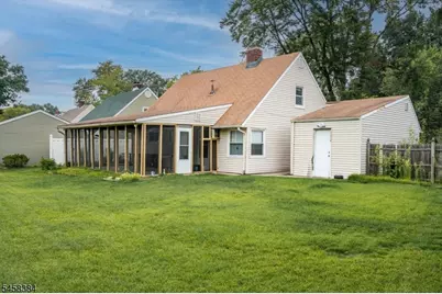 1041 Richard Blvd, Rahway, NJ 07065 - Photo 21
