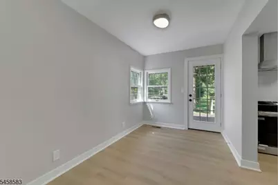 405 Terhune Ave, Paramus, NJ 07652 - Photo 19