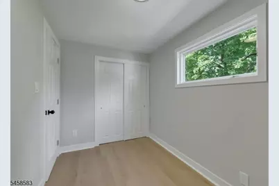 405 Terhune Ave, Paramus, NJ 07652 - Photo 9