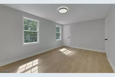 405 Terhune Ave, Paramus, NJ 07652 - Photo 7