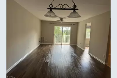 96 Crestview Lane #96, Mount Arlington, NJ 07856 - Photo 5