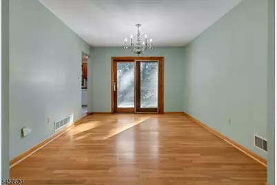 15 Camelot Way, Parsippany, NJ 07054 - Photo 11
