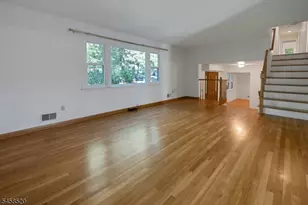 15 Camelot Way, Parsippany, NJ 07054 - Photo 7