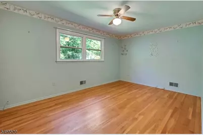 15 Camelot Way, Parsippany, NJ 07054 - Photo 33